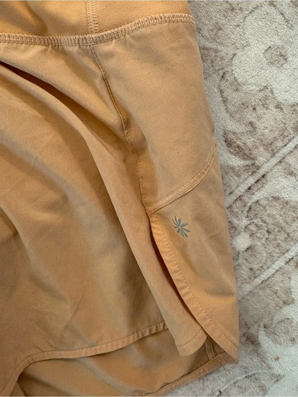 Athleta Peach Orange Athletic Girls' Shorts Size XL